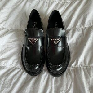 Prada Women's Black Loafers 37